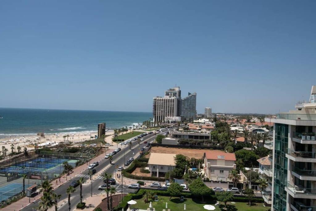 Sea Front Panoramic Duplex Roof-Top Herzelia Dış mekan fotoğraf